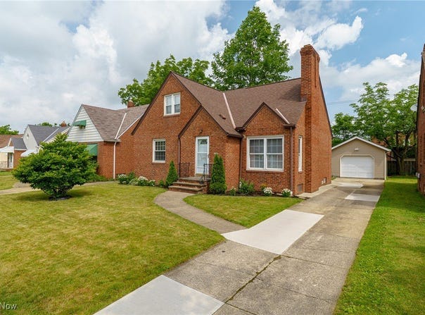 3975 Eastway Road, South Euclid, OH 44118