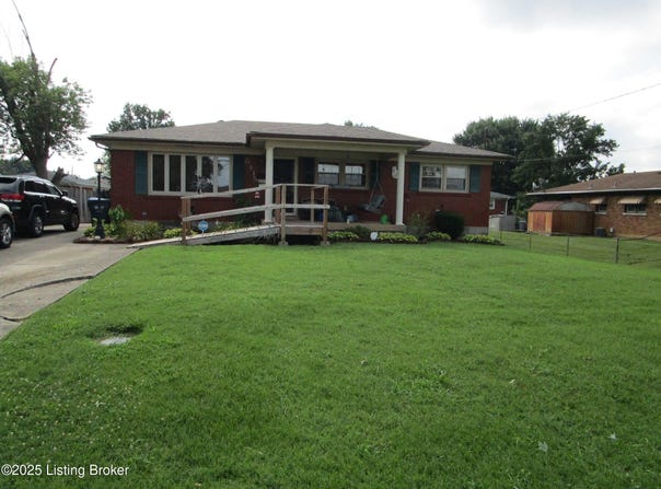 6415 Gabriel Dr, Louisville, KY 40258