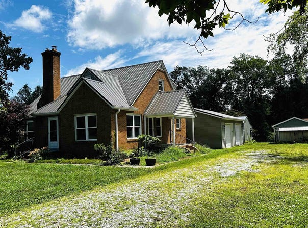 2956 S State Road 257, Washington, IN 47501