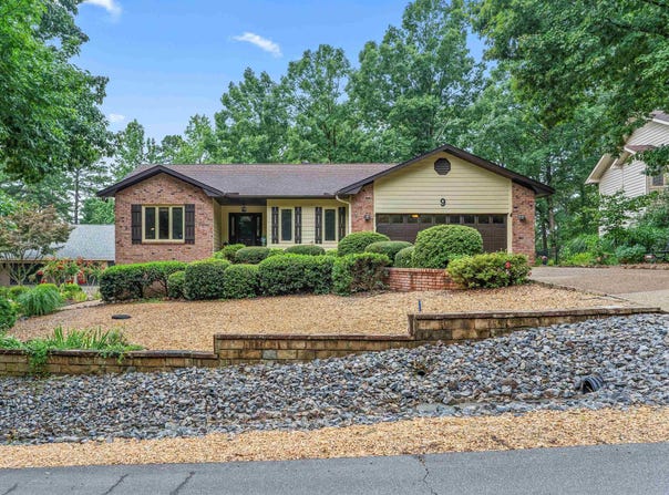 9 Raton Lane, Hot Springs Village, AR 71909