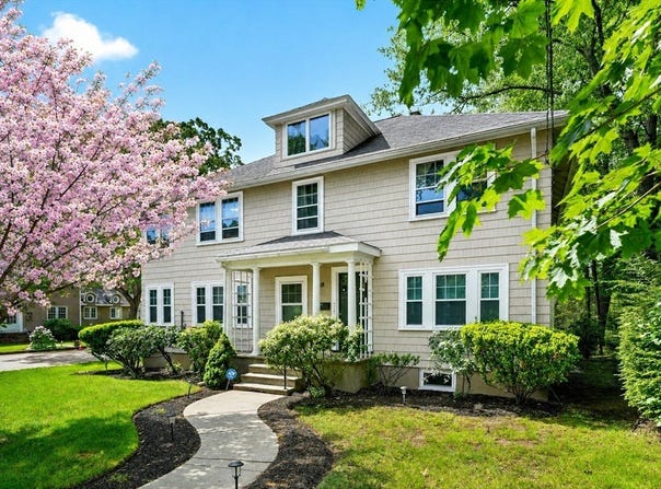 288 Auburndale Ave, Newton, MA 02466