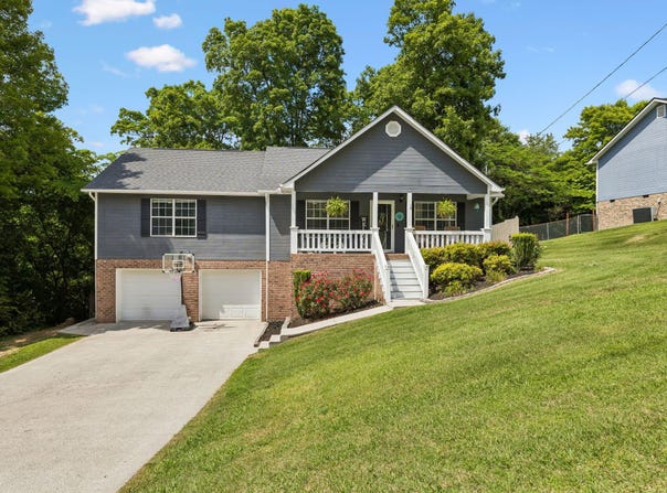 11 Hillside Drive, Ringgold, GA 30736