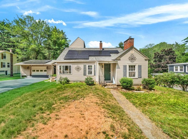 401 Petersham Road, Athol, MA 01331