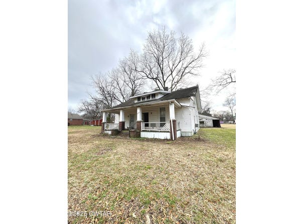 249 E Walnut Street, Dyer, TN 38330