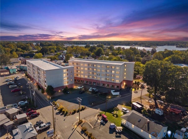 103 Irving Ave Unit#203, Colonial Beach, VA 22443