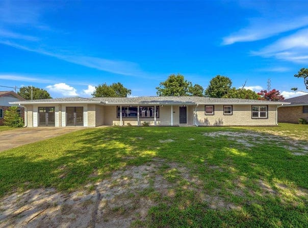 4511 Young Ln Lane, Lake Charles, LA 70605