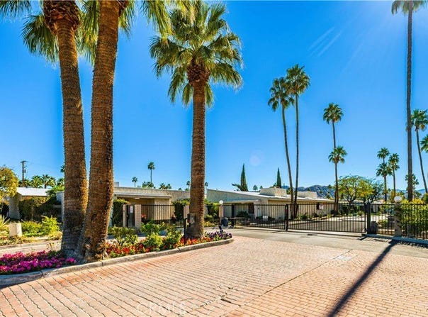 1111 E Ramon Road, Palm Springs, CA 92264