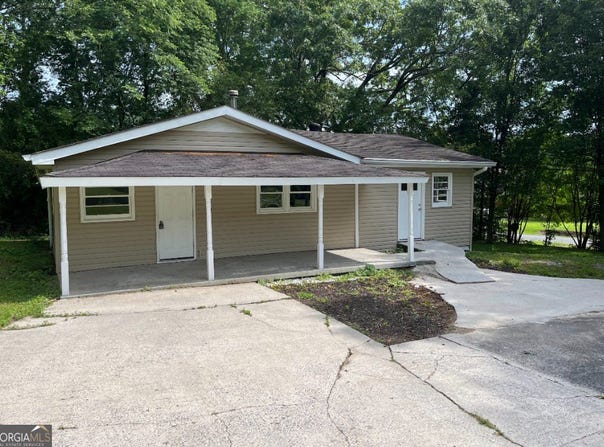 2888 Old Summerville, Armuchee, GA 30105
