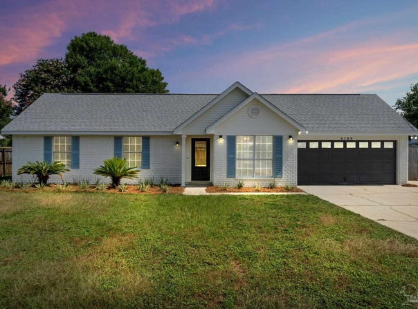 4708 Constellation Dr, Gulf Breeze, FL 32563