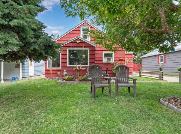 321 1st Avenue W, Columbia Falls, MT 59912