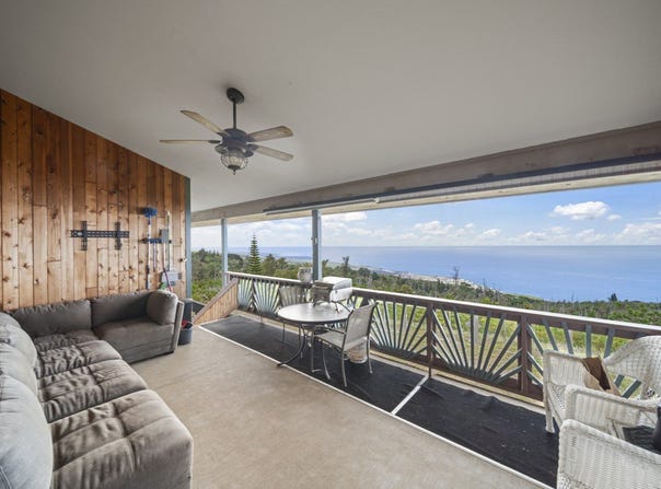 88-1650 PAPIO DR, Captain Cook, HI 96704