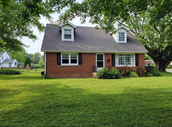 25 KIRKWOOD Street, Chatham, IL 62629