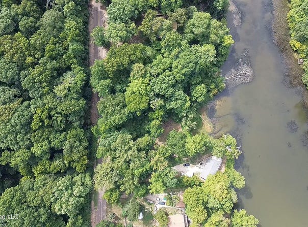 1915 Mattaha Drive, Hernando, MS 38632