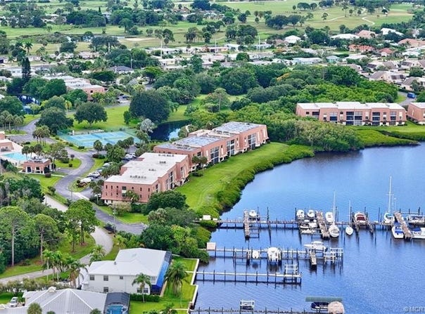 3100 SE Pruitt Road unit: B105, Port St Lucie, FL 34952