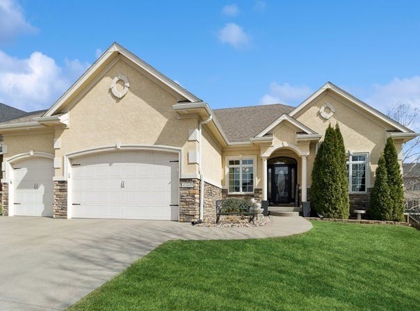 4209 162nd Street, Urbandale, IA 50323