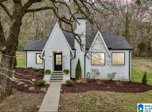 100 5TH AVENUE, ONEONTA, AL 35121
