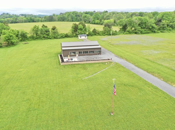 348 Harris Town Road, Bulls Gap, TN 37711