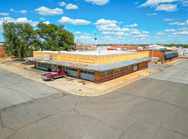 120 S Adams Avenue, Elk City, OK 73644