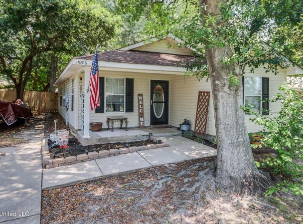 14906 Angela Drive, Gulfport, MS 39503