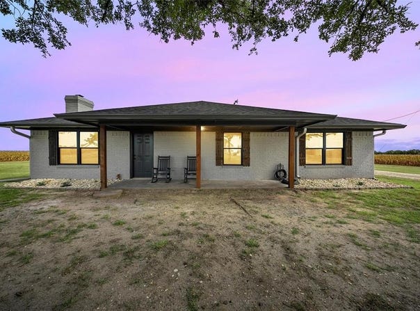 2402 Trlica Road, West, TX 76691
