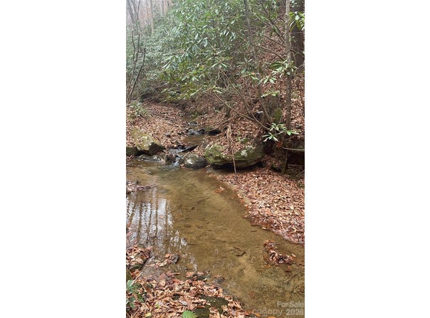 3308 Valley Drive, Lenoir, NC 28645