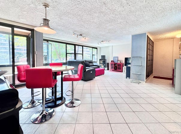 10-10 166 Street, Beechhurst, NY 11357