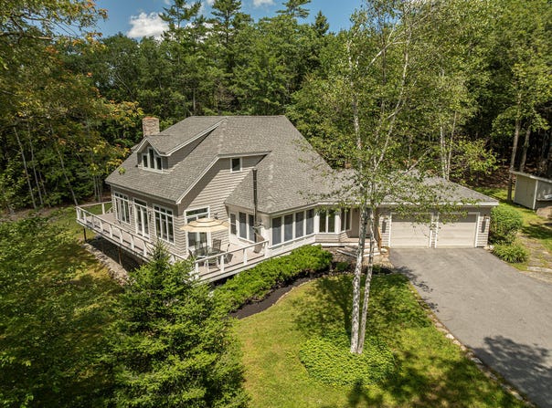 5 Indian Ridge Road, Freeport, ME 04032