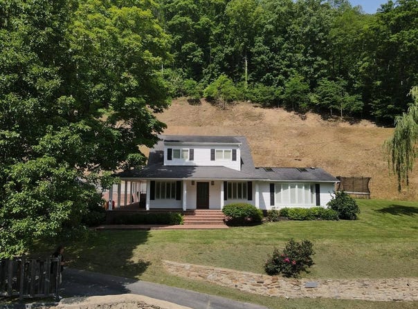 19688 Riverside Dr., Grundy, VA 24614