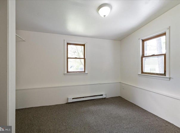 1107 BLUEGRASS LANE, EFFORT, PA 18330