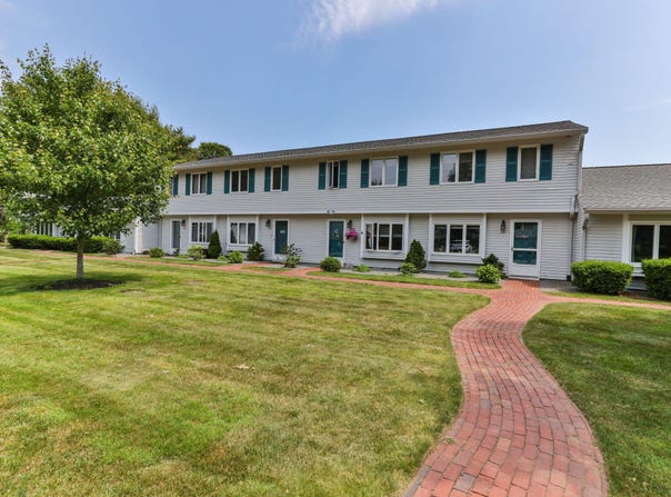 174 Lowell Road, Mashpee, MA 02649