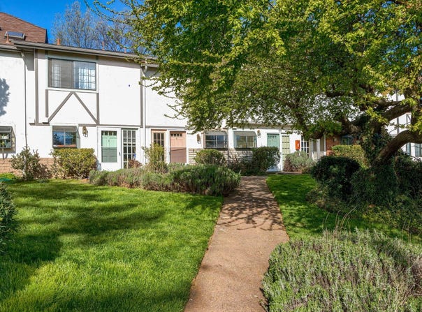 495 Chestnut Street, Ashland, OR 97520