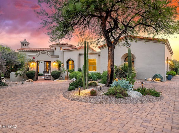 7437 N Mystic Canyon Drive, Tucson, AZ 85718
