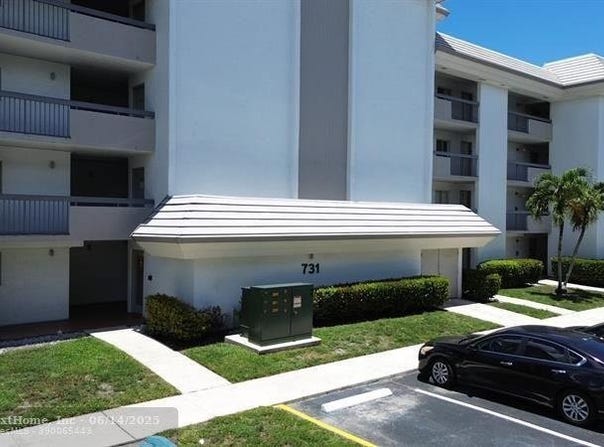 731 N Pine Island Rd 203, Plantation, FL 33324