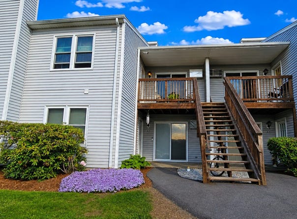 106 Valley Drive, New Milford, CT 06776