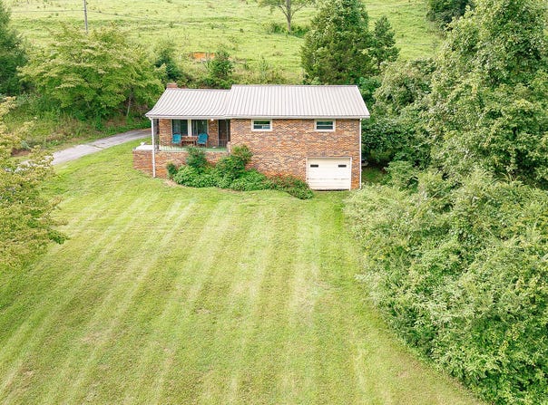 5599 Nickelsville Highway, Nickelsville, VA 24271