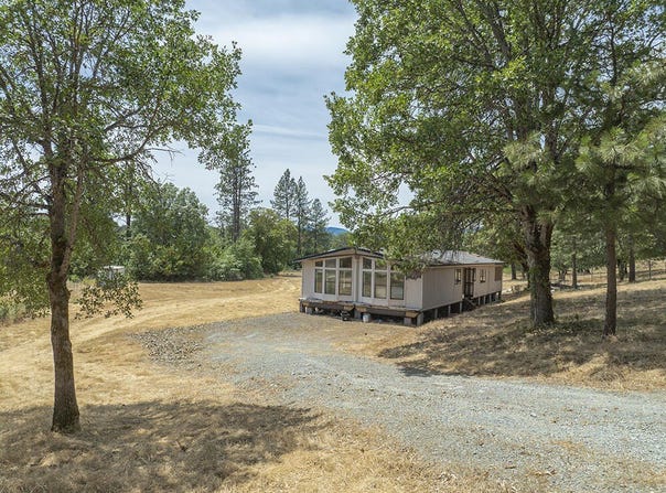5478 Monument Drive, Grants Pass, OR 97526