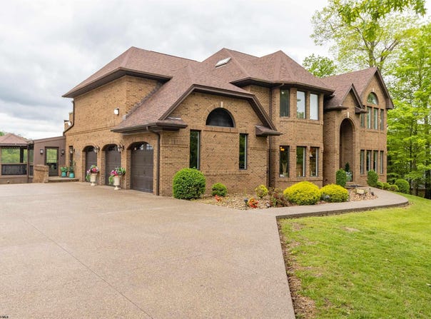4759 Ridgetop Drive, Morgantown, WV 26508