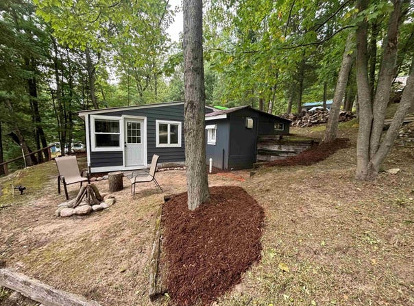 1112 Lake, Harrison, MI 48625