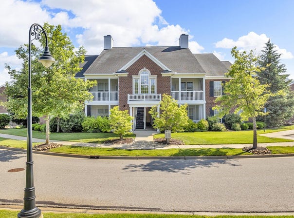 1955 Coventry Road, Jackson, MI 49201
