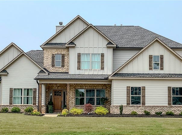 17 Peyton Lane, Simpsonville, SC 29681