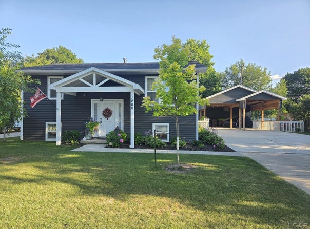 1200 W Pottawatamie Street, Tecumseh, MI 49286