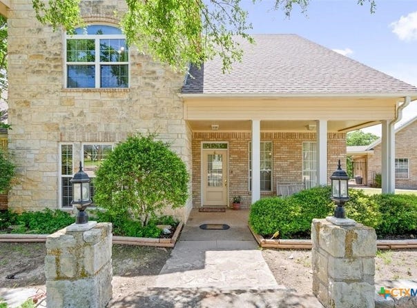 219 Fairway Drive, Gatesville, TX 76528