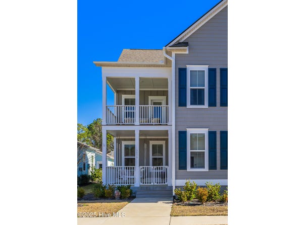 9096 Village Lake Drive SW, Calabash, NC 28467