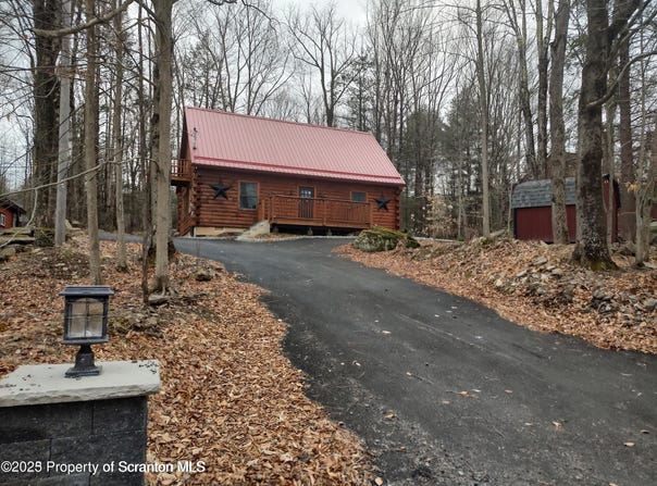 199 W Lakeview Drive W, Hamlin, PA 18427