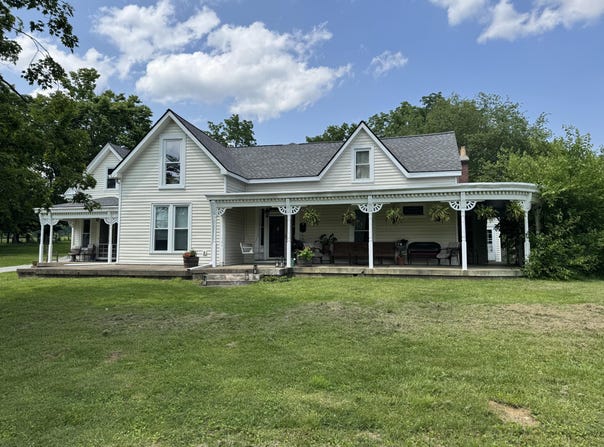 400 West Main Street, Fairfield, KY 40020
