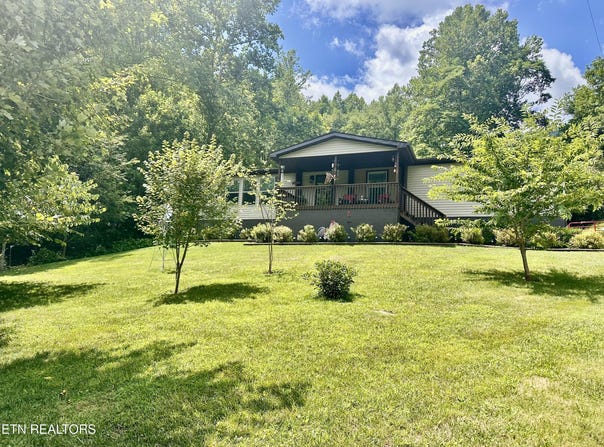 20 Tan Trough Hollow Rd, Evarts, KY 40828
