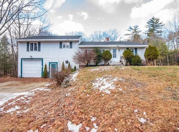 174 Hackett Hill Road, Hooksett, NH 03106