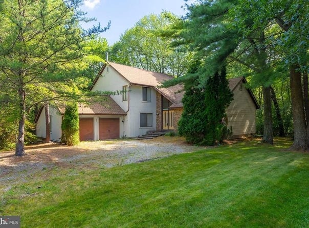 13 BARCLAY LANE, VOORHEES, NJ 08043