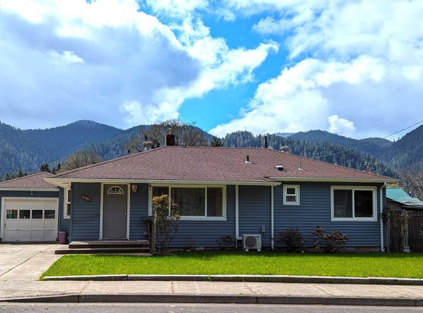 47880 W 2ND ST, Oakridge, OR 97463