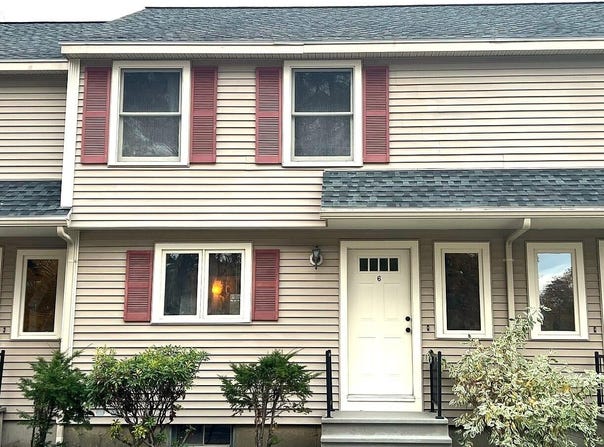 162 Beach Street, Saco, ME 04072